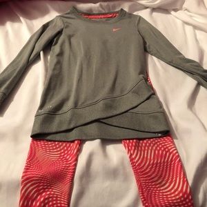 Little girls Nike dry fit 2 piece outfit